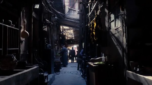 鼎坤策略 陈可辛《酱园弄》：悬的是世态，翻的是人心